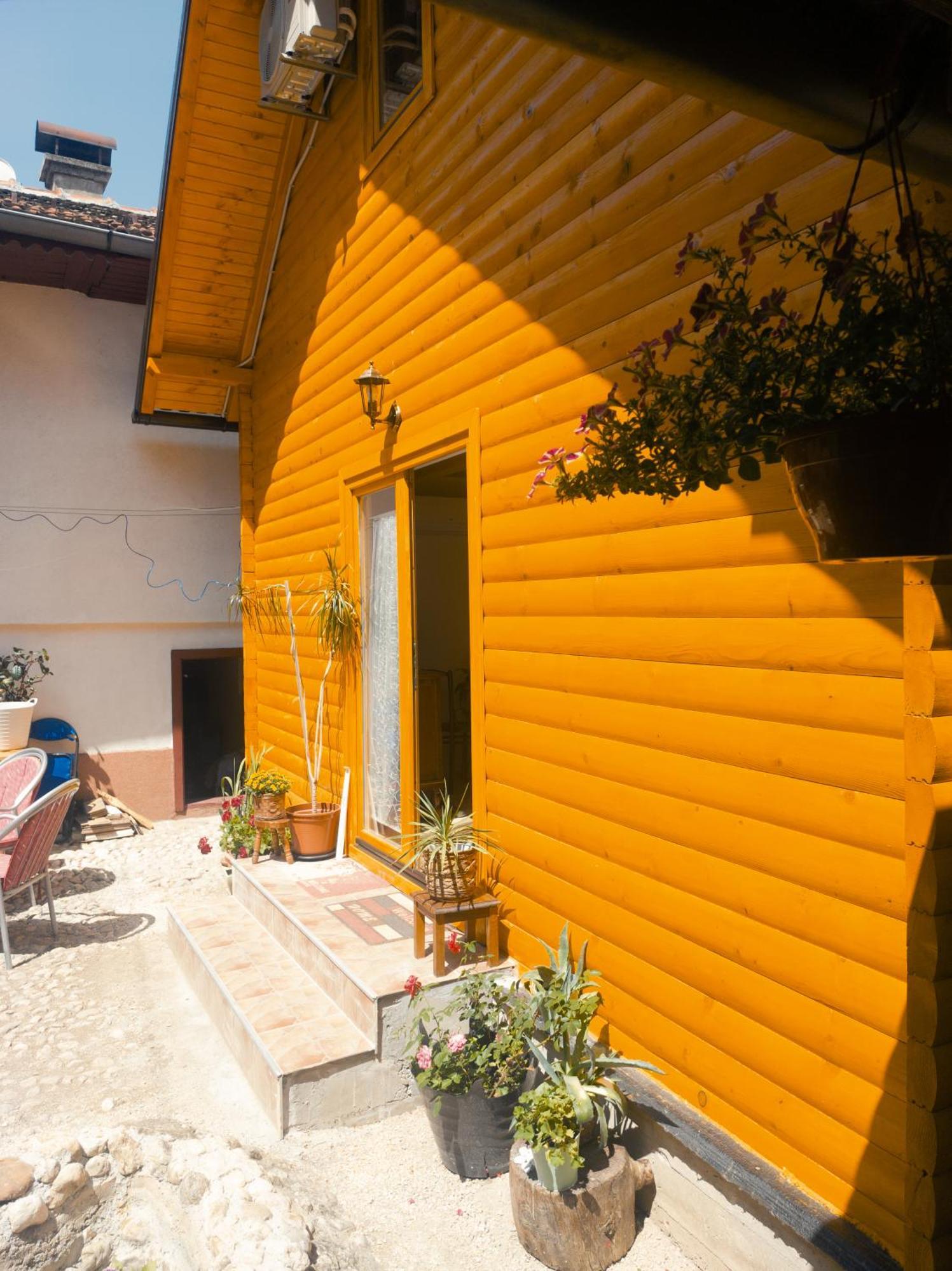 Guest House Nizama'S Place Сараево Экстерьер фото